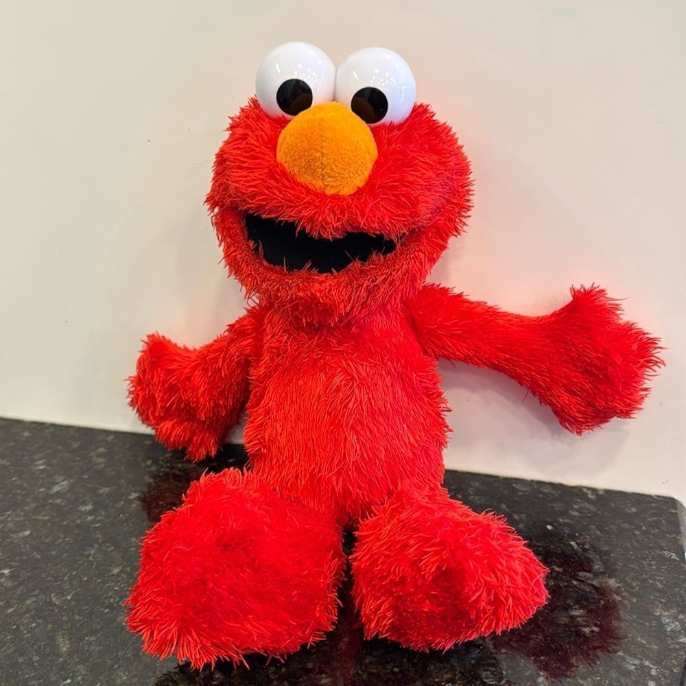 Sesame Street Elmo 14" Plush w/Sound (Hasbro, Sesame Workshop, 2016)